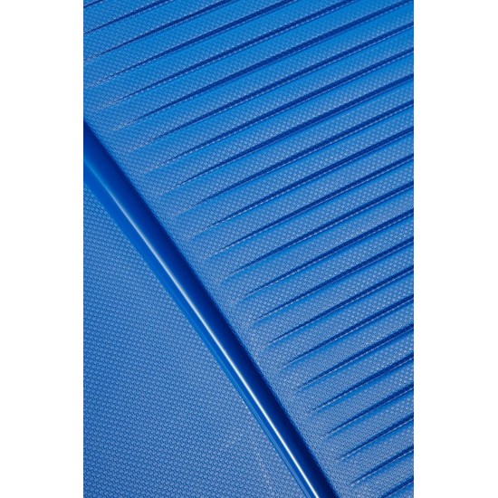 American Tourister куфар Skytracer 68 см - син