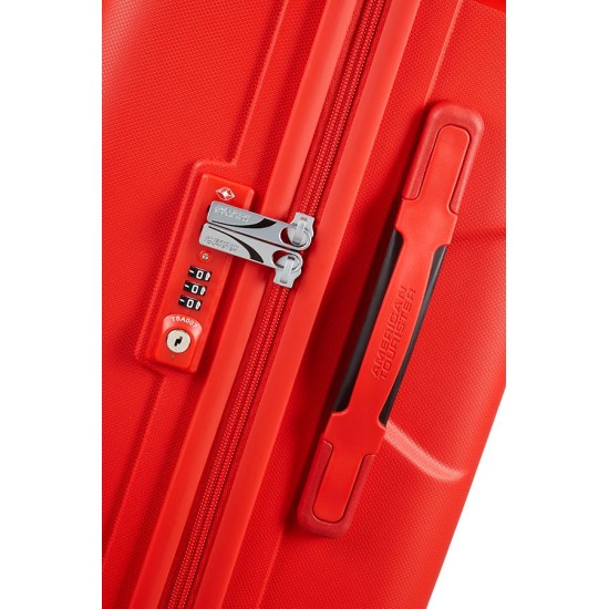 American Tourister куфар Skytracer 68 см - червен