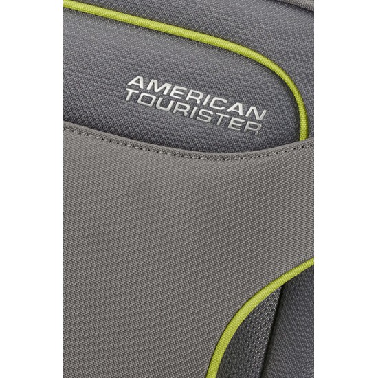 American Tourister Куфар Holiday Heat 67 см - сив