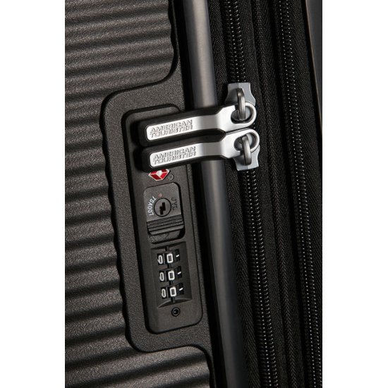 American Tourister куфар Soundbox 67 см - черен